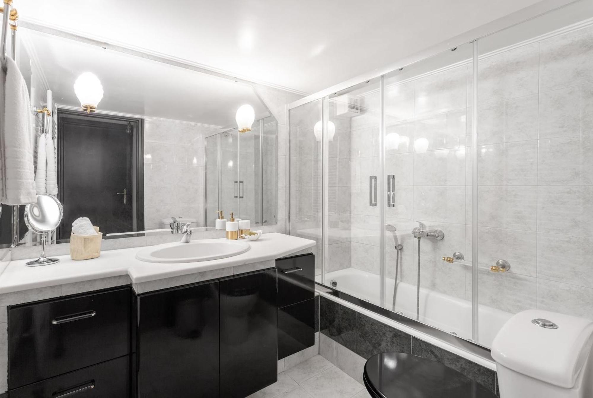 Fresh Detailed Stylish Apartment At Acropolis Афины Экстерьер фото