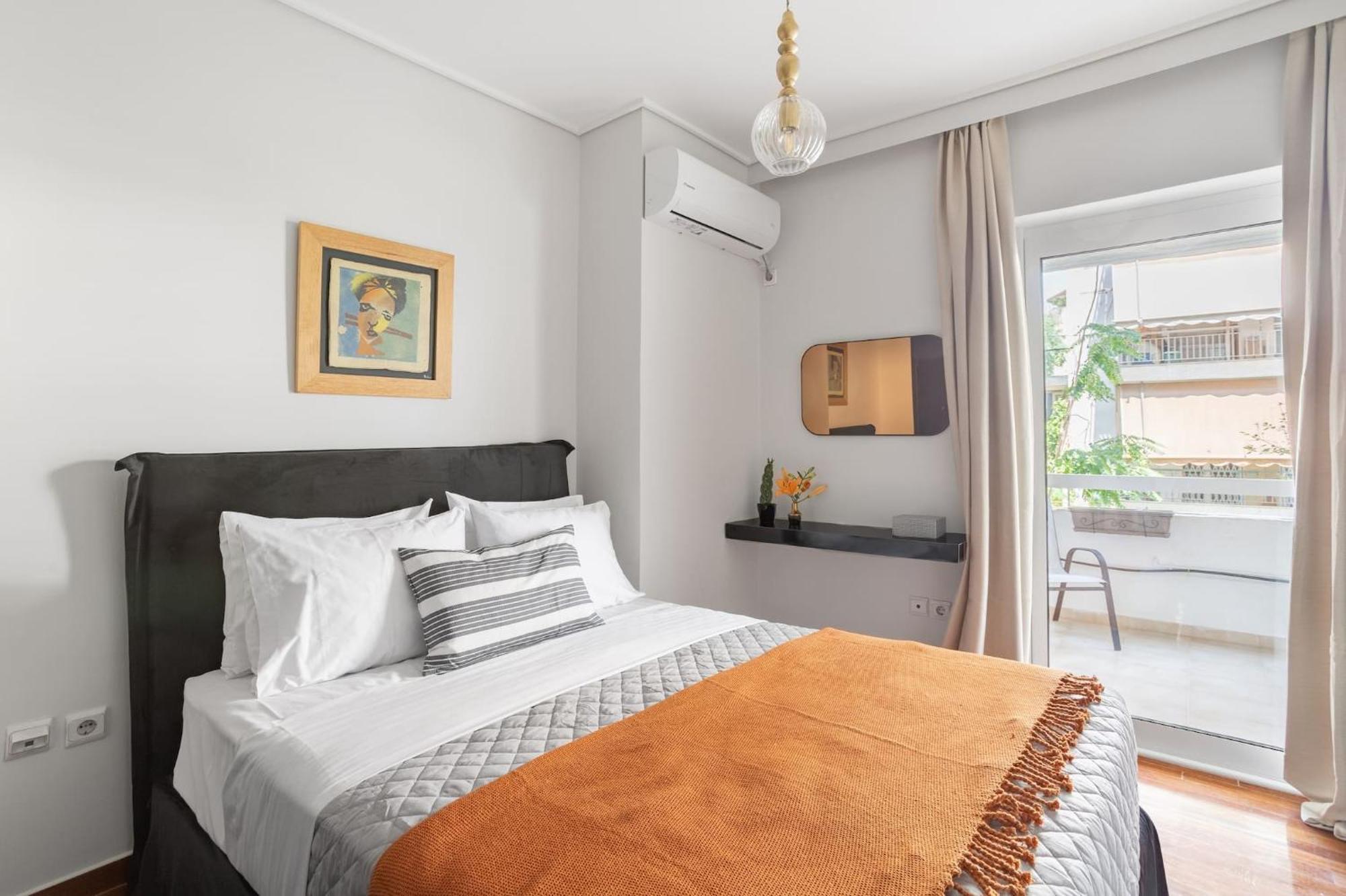 Fresh Detailed Stylish Apartment At Acropolis Афины Экстерьер фото